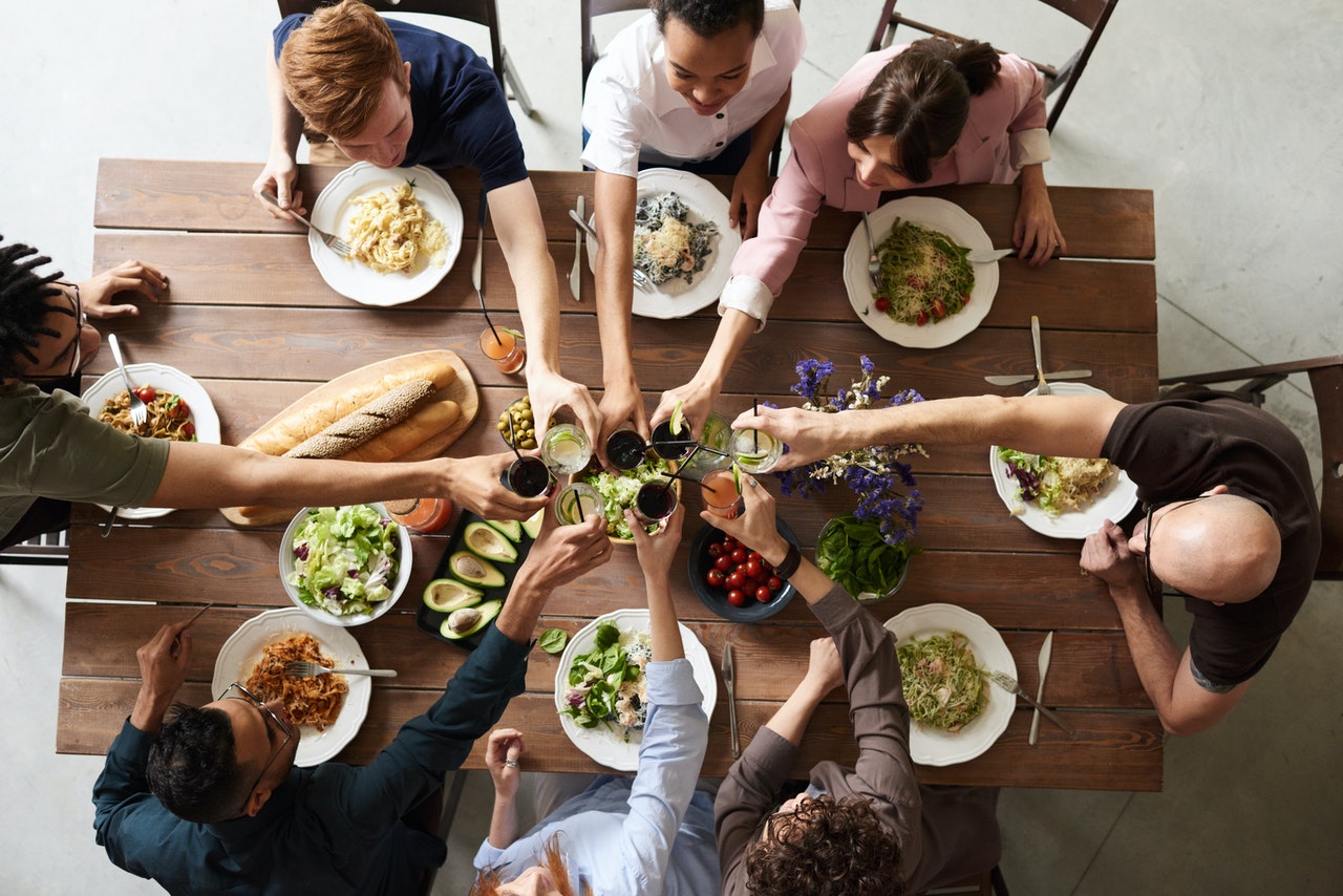 How to Host a Potluck, According to Experts